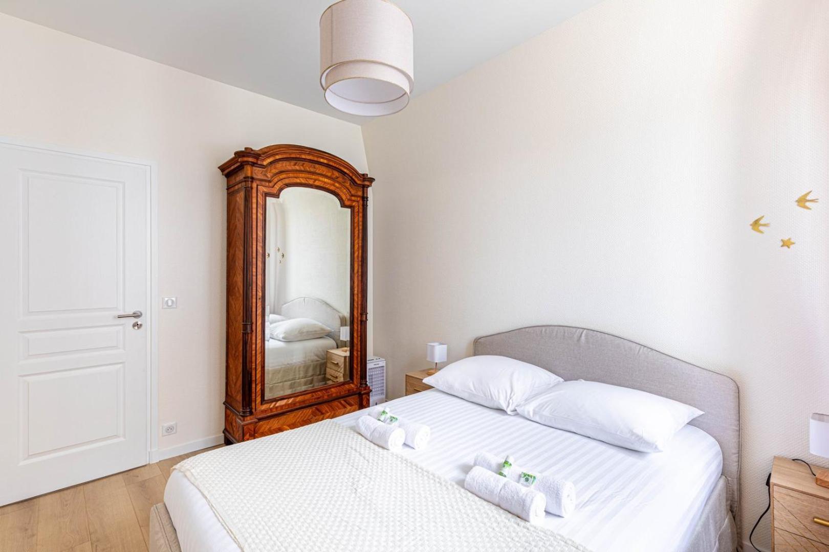 克利希Guestready - Apt Moderne - Direct Champs Elysees公寓 外观 照片